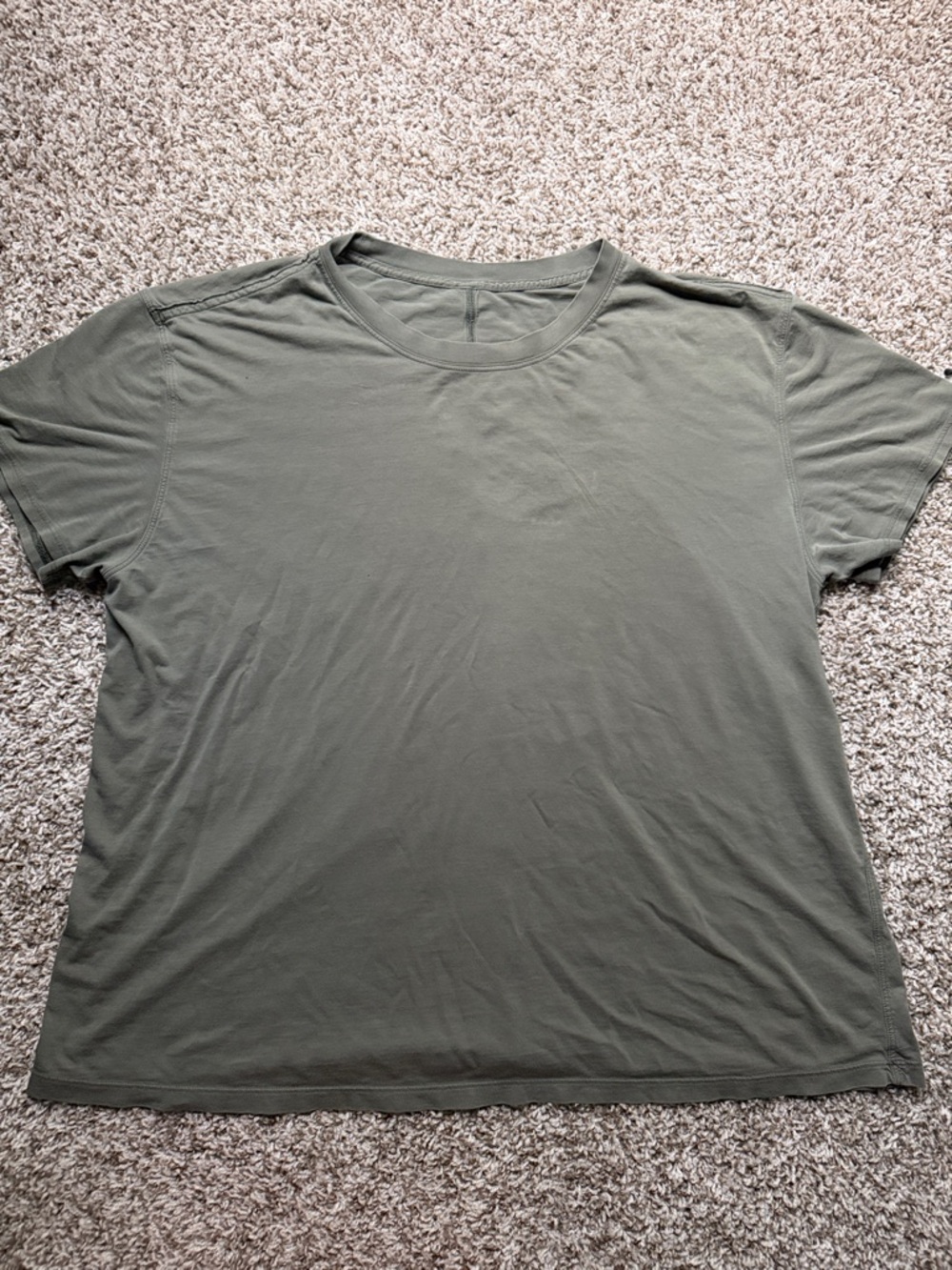lululemon athletica Men's Crew Neck Tee - Olive